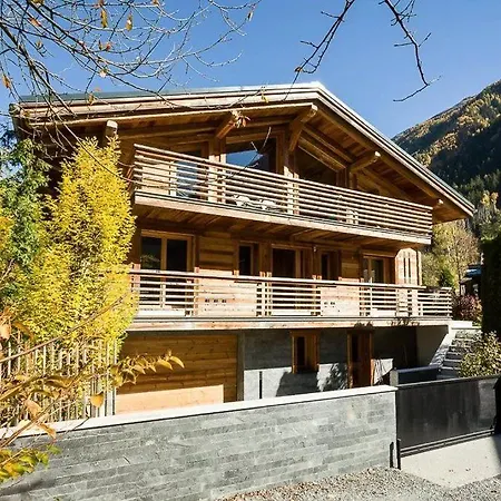 Villa 6br Chalet Residential Of Planards- If You Want To Book, Please Contact On Wh-ats-app - 0034-635-518-057 !!!!